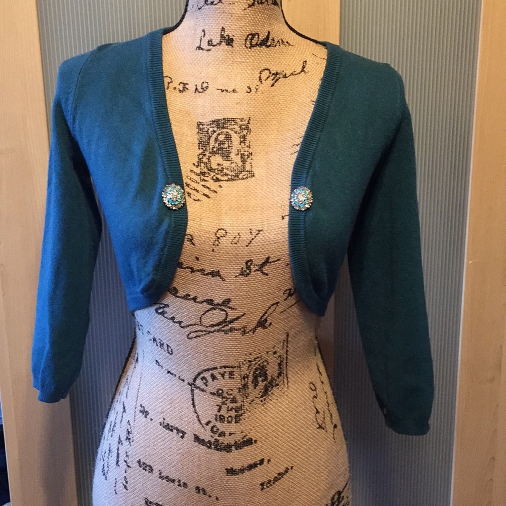 Cropped 3/4 sleeve cardigan